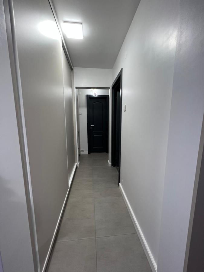 The Urban Hub 2 Apartment Яш Екстериор снимка