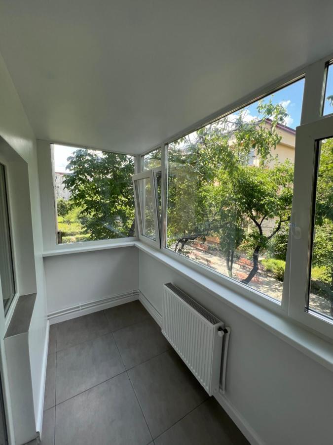 The Urban Hub 2 Apartment Яш Екстериор снимка